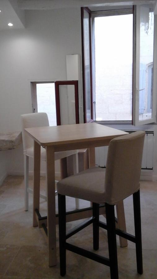 Kira Hotell Uzès Exteriör bild