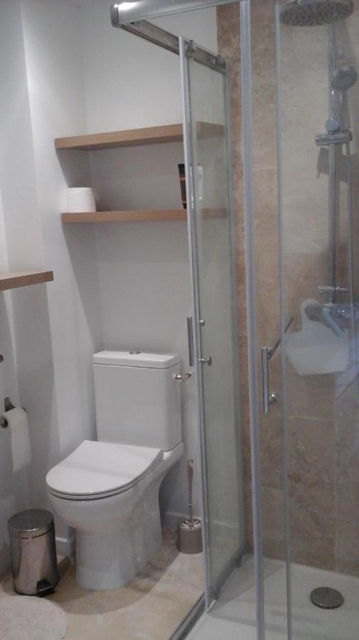 Kira Hotell Uzès Exteriör bild